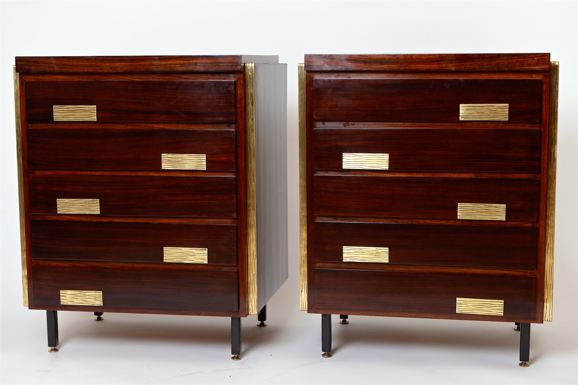 Pair of chest of drawers. Italy c1950